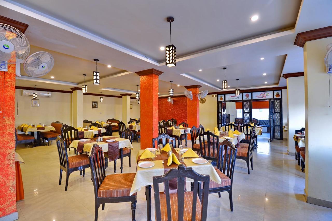 Oyo 6541 Hotel Relax Inn 烏代浦 外观 照片